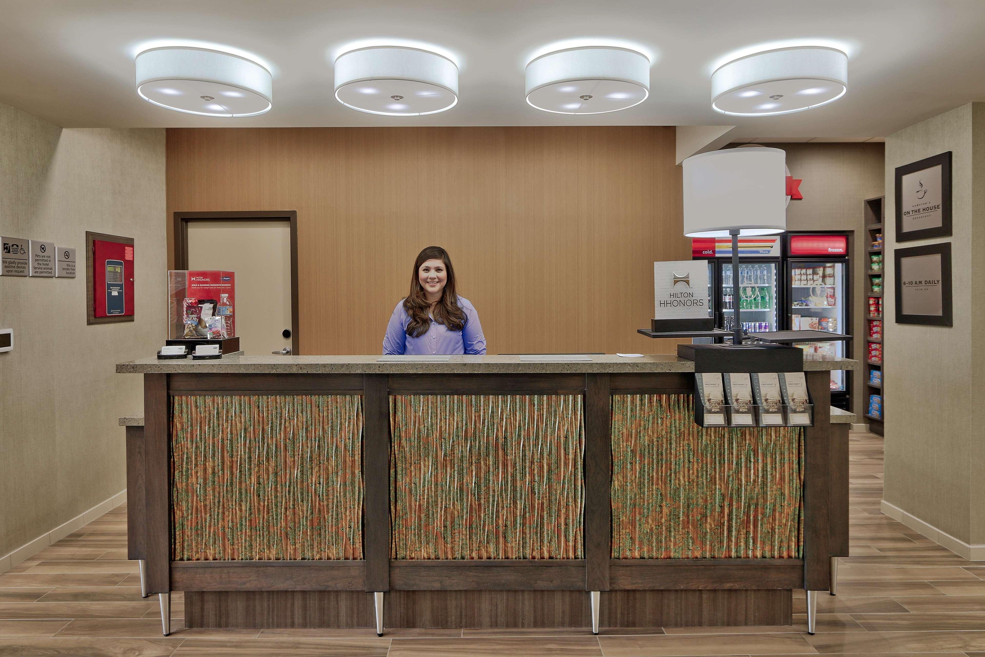 Hampton Inn & Suites Артижа Экстерьер фото
