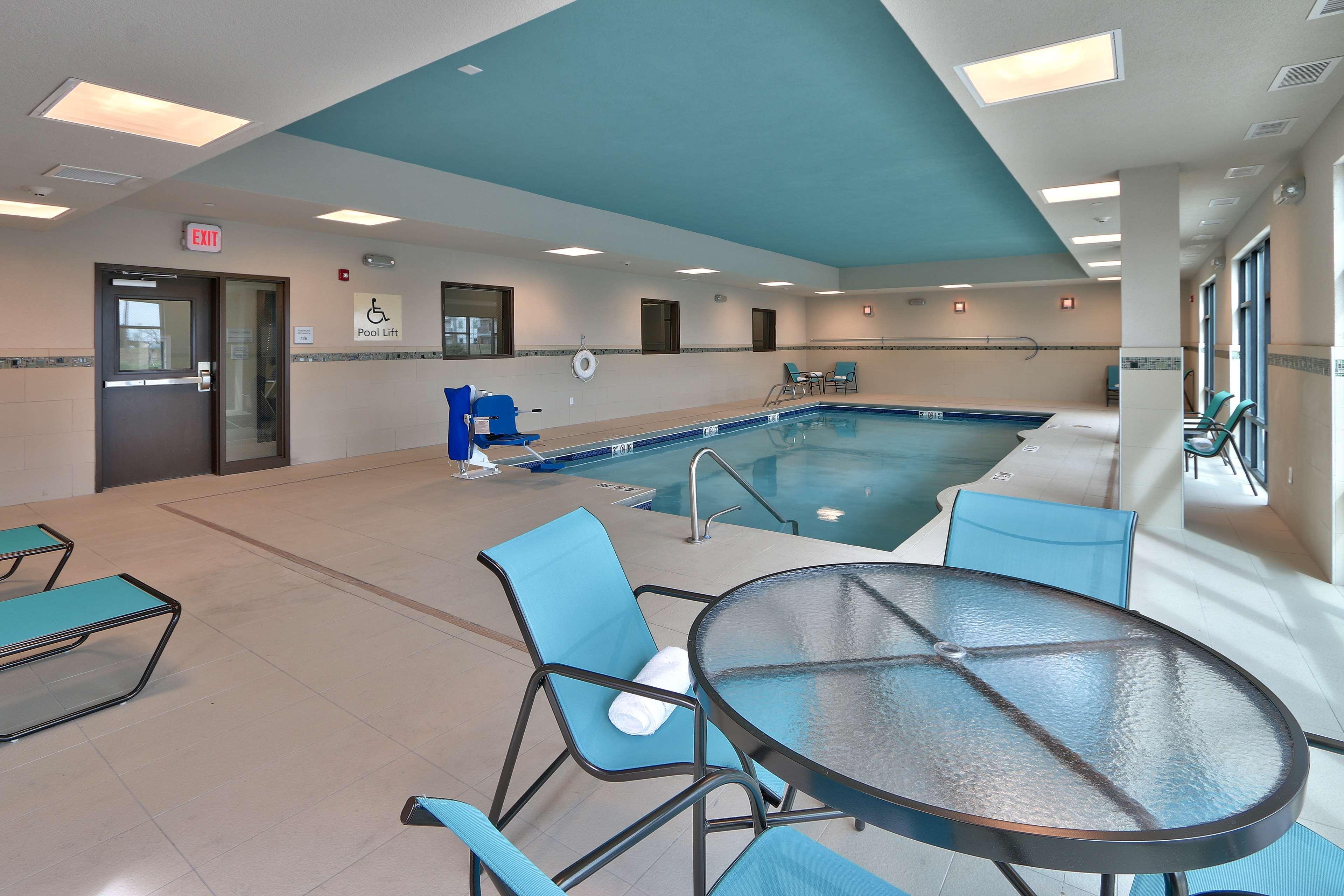 Hampton Inn & Suites Артижа Экстерьер фото
